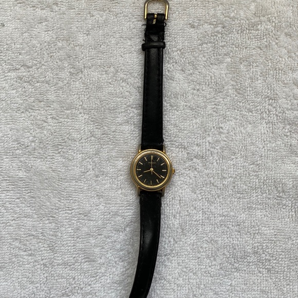 SOLD Black and gold leather vintage watch - Picture 4 of 6